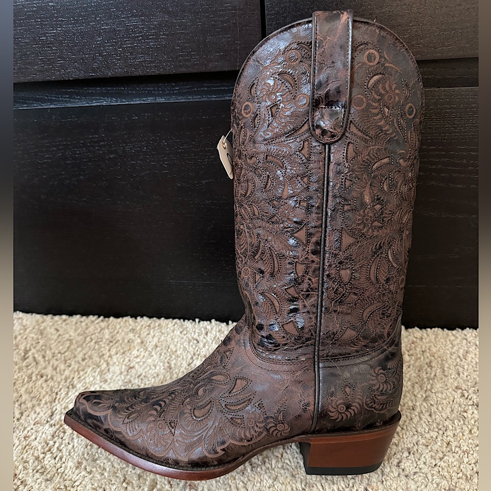 Shyanne Cowboy Boots NWT